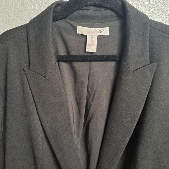 Chicos Jacket Blazer With A Notched Collar & Minimum Stretch Size 2 - Picture 7 of 7